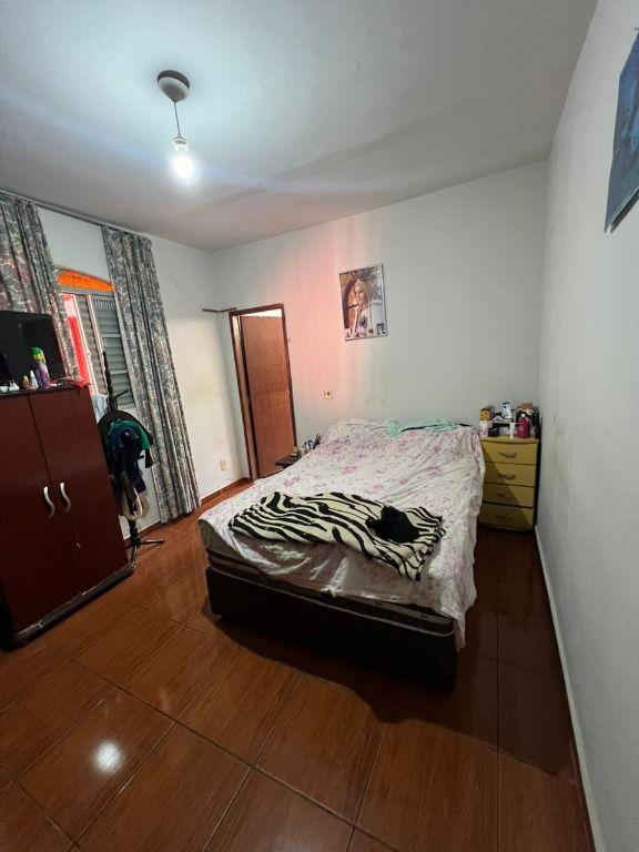Casa, Vila Nova Vista, 3 Quartos, 3 Vagas, 1 Suíte