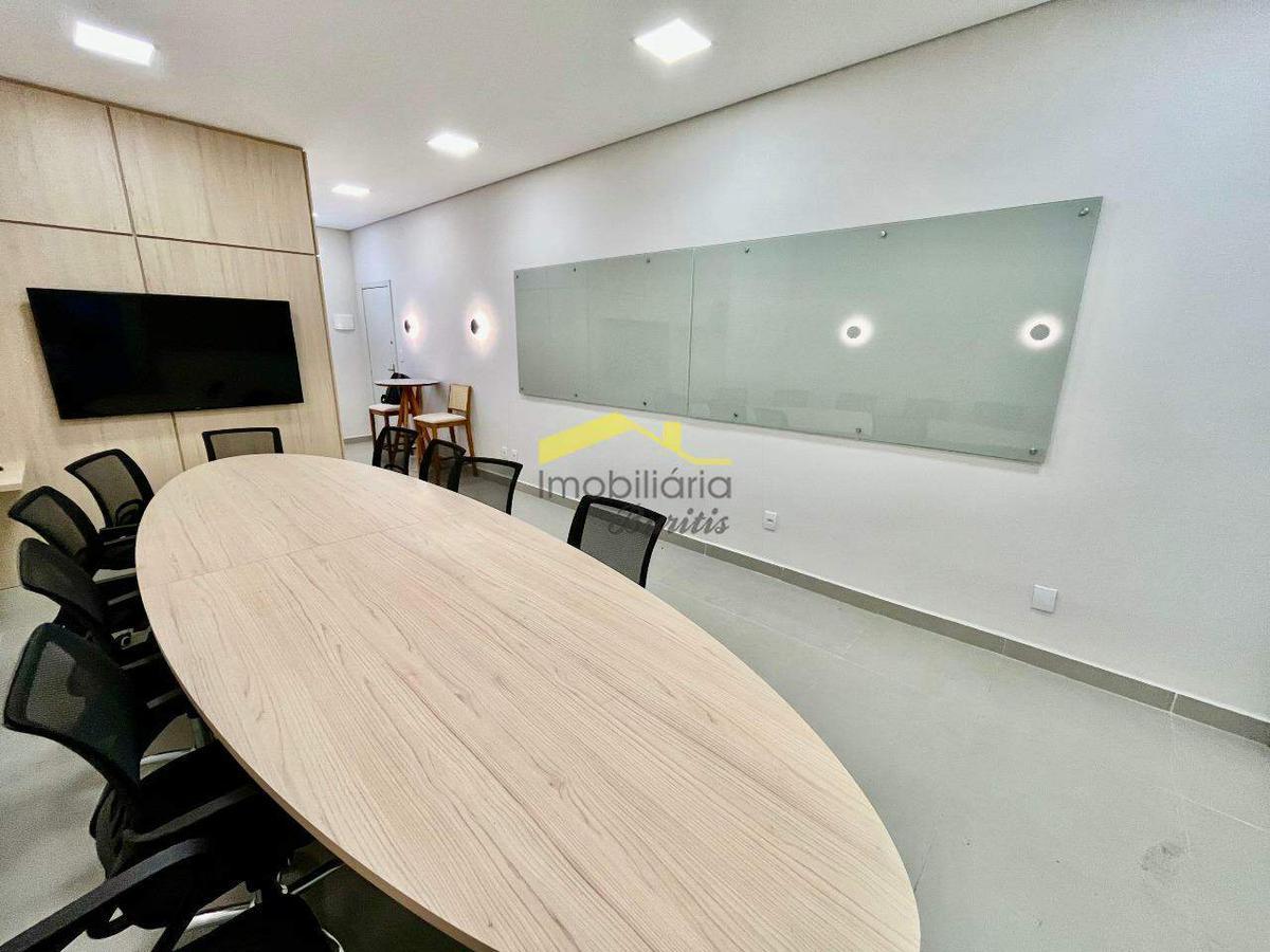 Sala, Centro