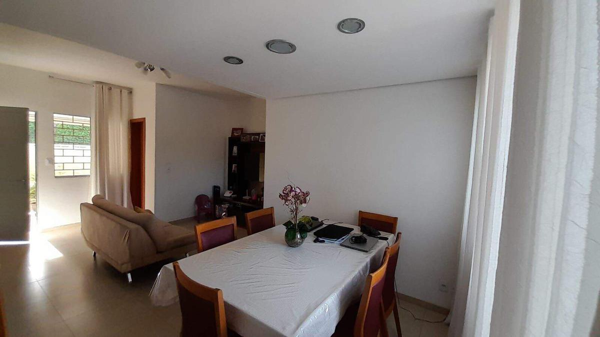 Casa, Idulipe, 3 Quartos, 4 Vagas, 1 Suíte