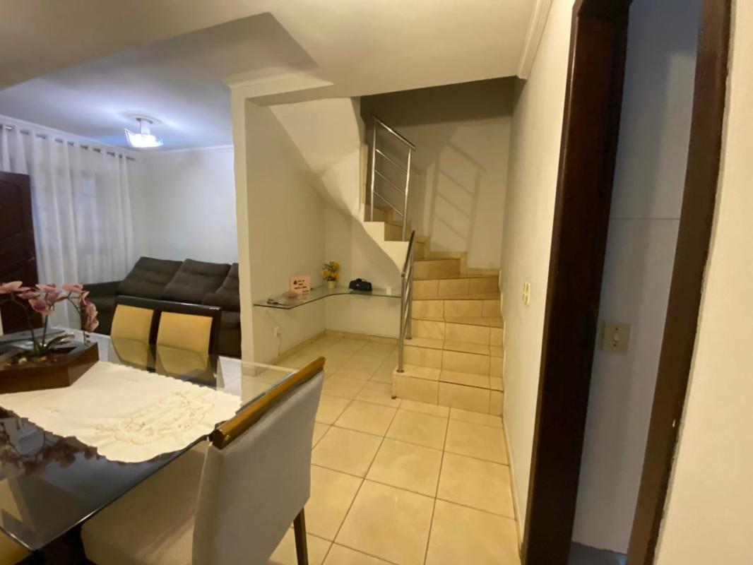 Casa, Santa Branca, 2 Quartos, 2 Vagas, 2 Suítes