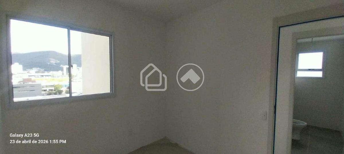 Apartamento, Estoril, 3 Quartos, 2 Vagas, 1 Suíte