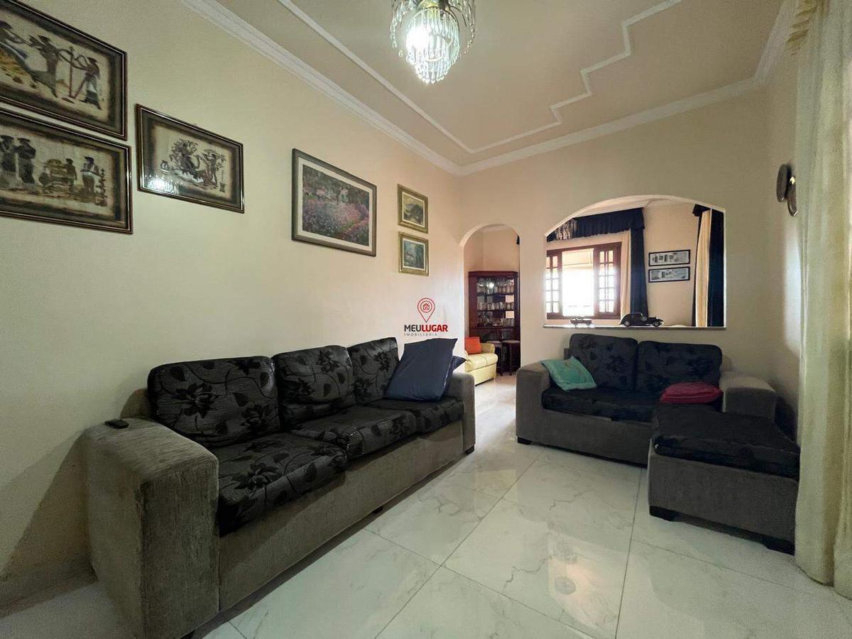Casa, Diamante, 4 Quartos, 2 Vagas, 1 Suíte