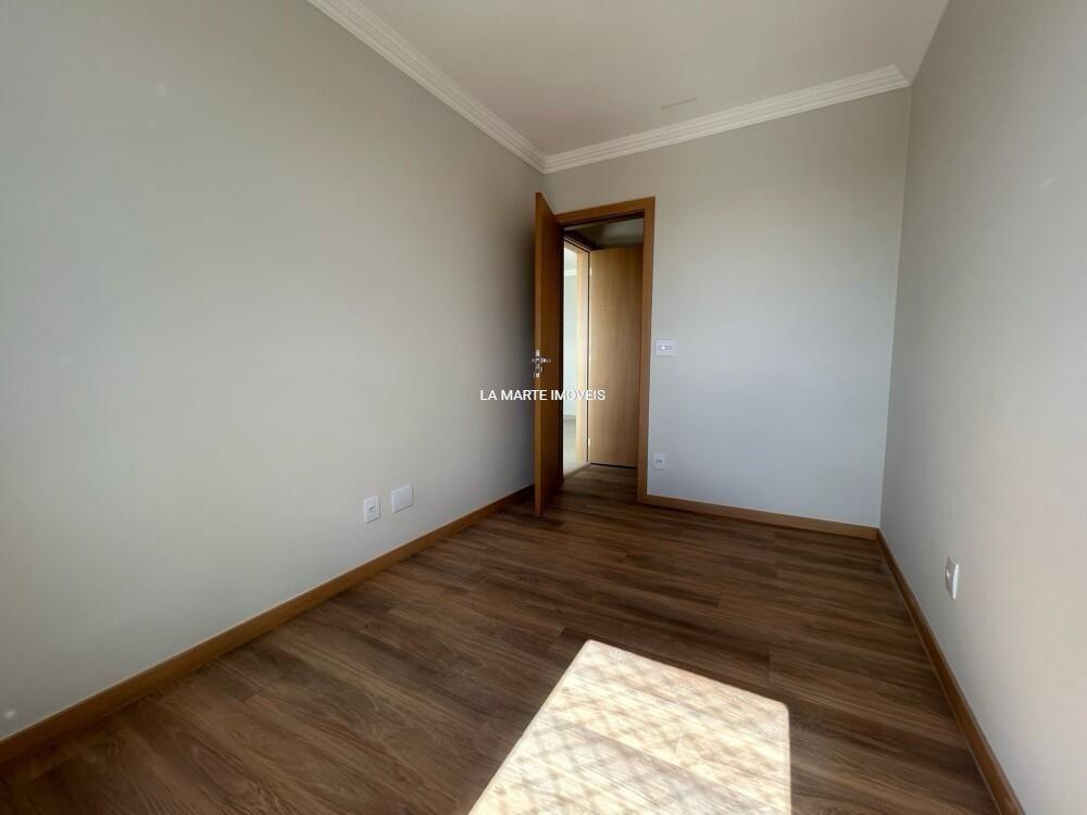 Apartamento, Jardim Riacho das Pedras, 3 Quartos, 3 Vagas, 1 Suíte