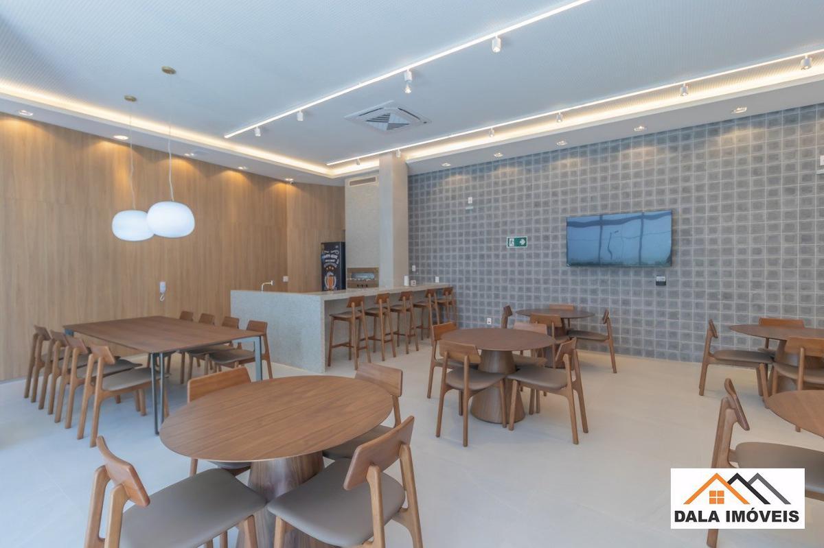 Apartamento, Sagrada Família, 3 Quartos, 2 Vagas, 1 Suíte