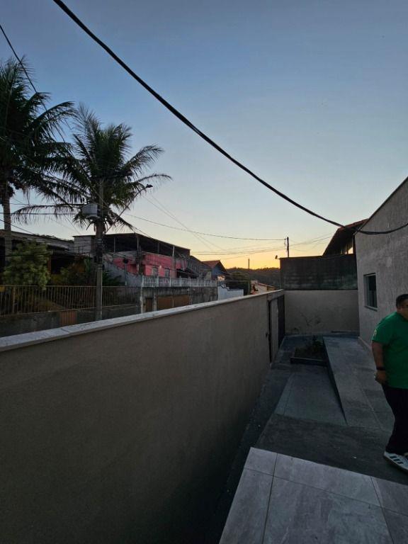 Casa, Nações Unidas, 2 Quartos, 0 Vaga, 1 Suíte
