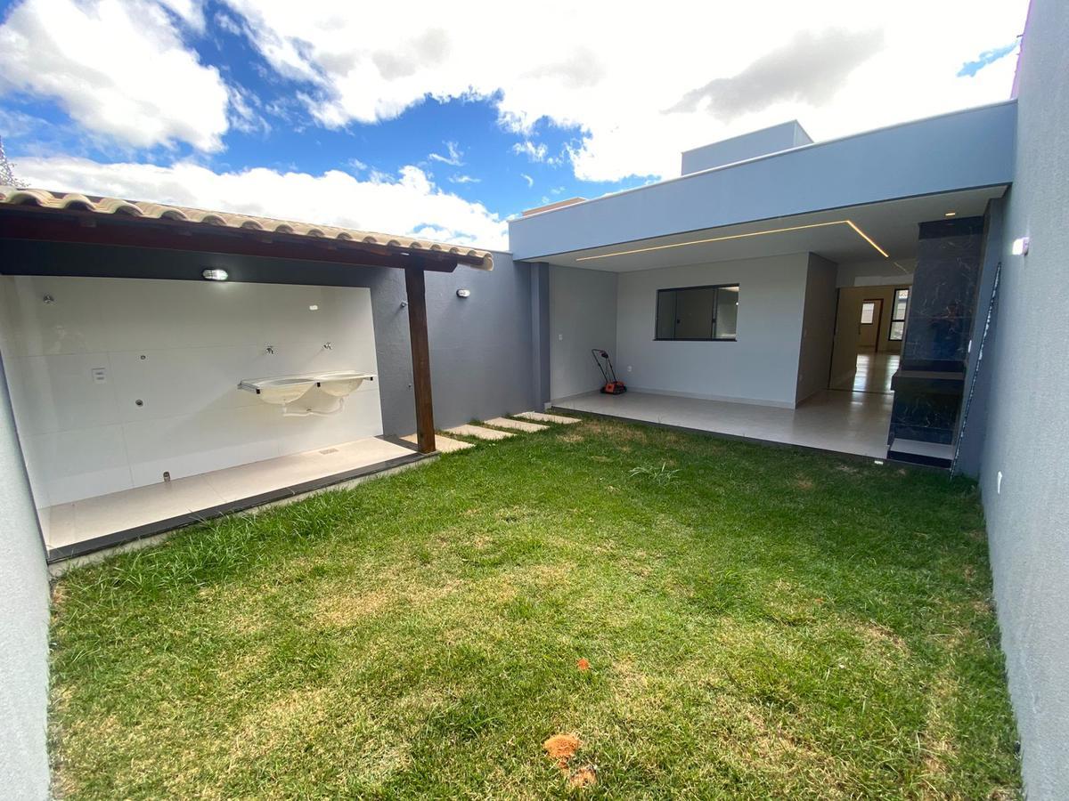 Casa, Jardim Europa, 3 Quartos, 4 Vagas, 1 Suíte