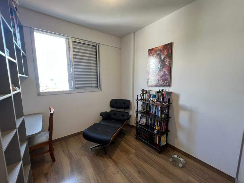 Apartamento, Sagrada Família, 3 Quartos, 2 Vagas, 1 Suíte
