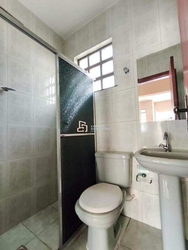 Casa, Barreiro, 2 Quartos, 1 Vaga, 1 Suíte