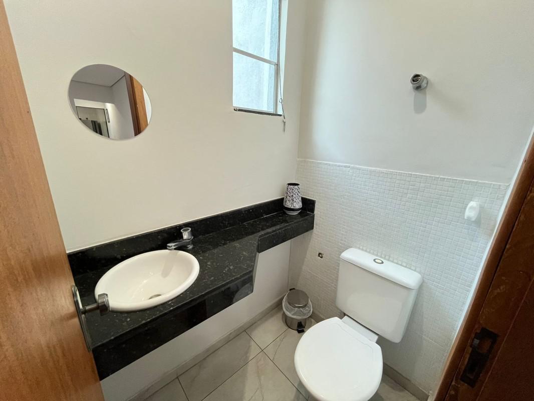 Casa, Dona Clara, 3 Quartos, 2 Vagas, 1 Suíte