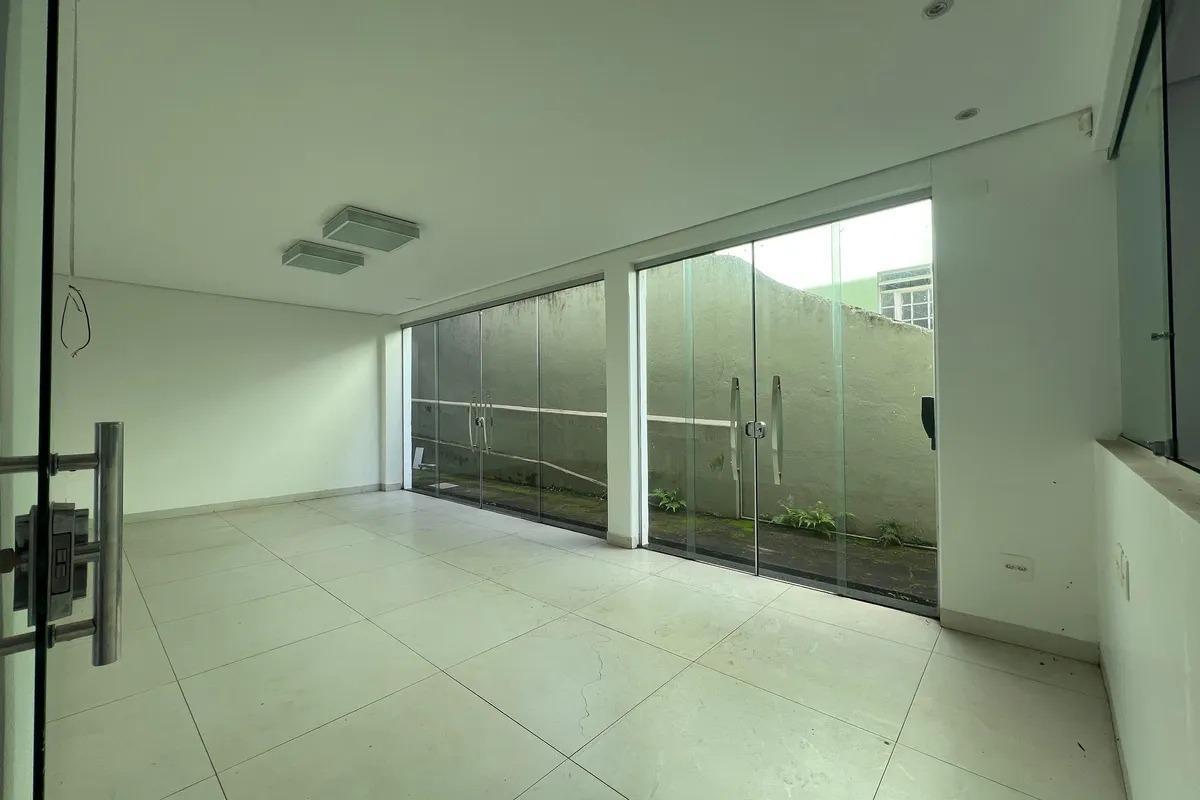 Casa, Santa Lúcia, 7 Quartos, 8 Vagas, 3 Suítes