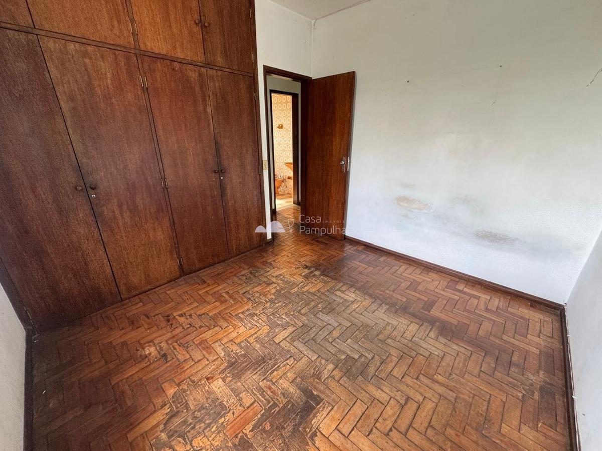 Casa, Santa Branca, 3 Quartos, 4 Vagas, 1 Suíte