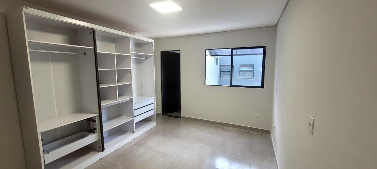 Casa, Vila Clóris, 3 Quartos, 2 Vagas, 1 Suíte