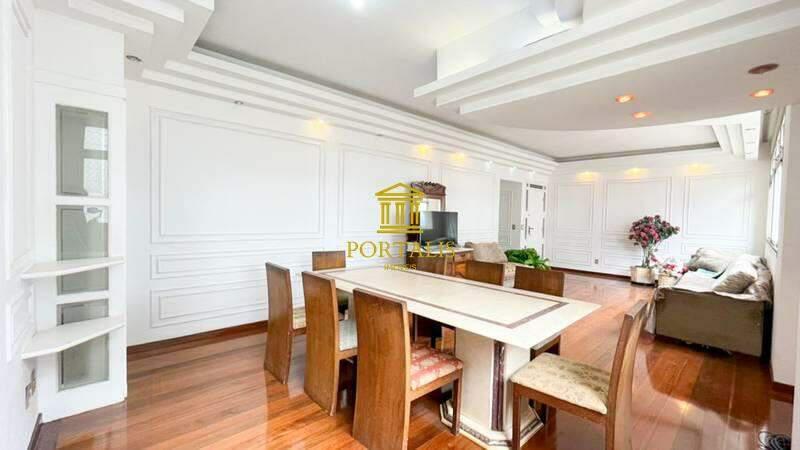 Apartamento, Funcionários, 4 Quartos, 2 Vagas, 1 Suíte