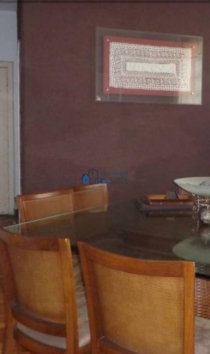 Casa, Barro Preto, 8 Quartos, 2 Vagas, 3 Suítes