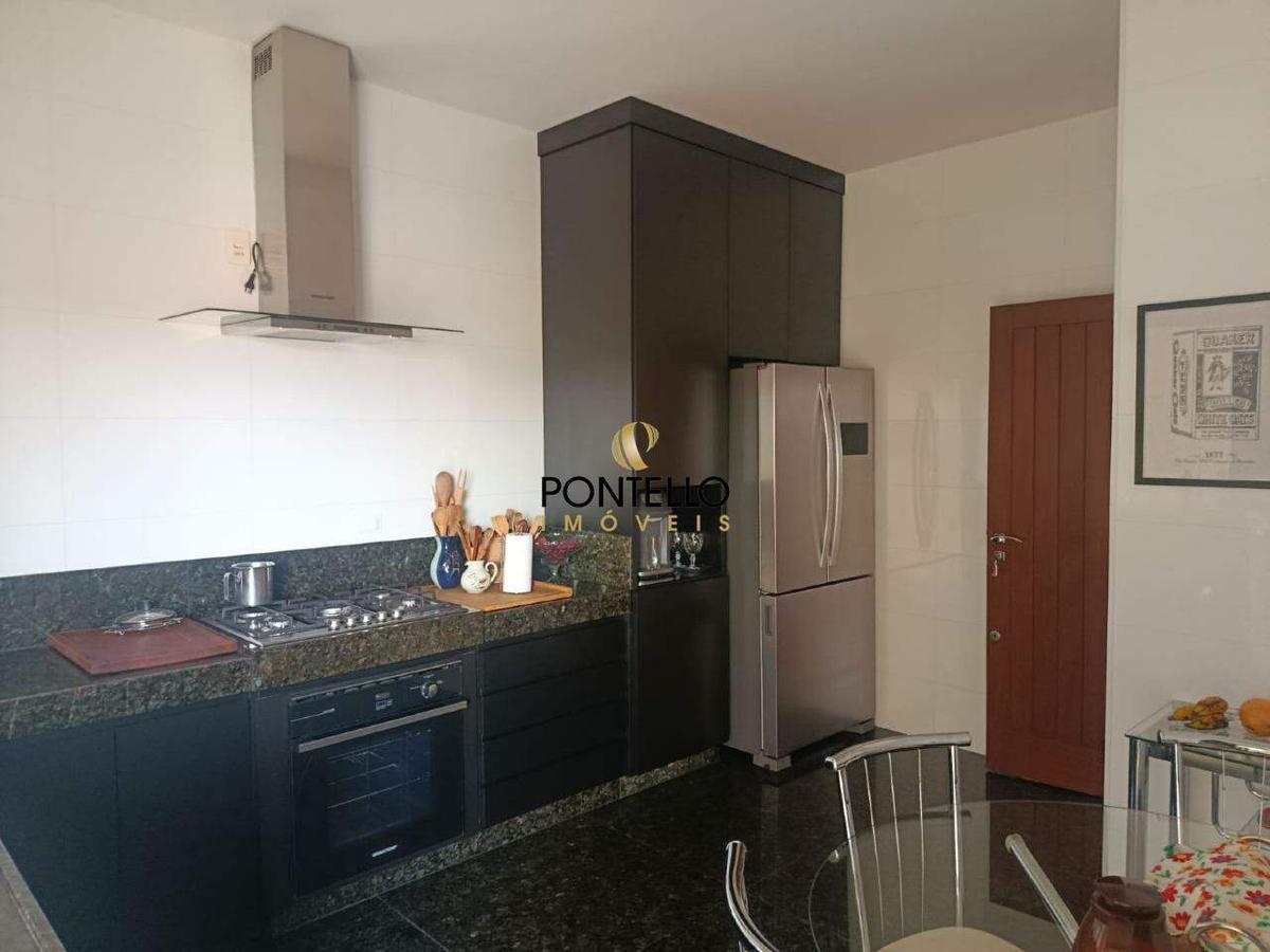 Casa, São Pedro, 5 Quartos, 4 Vagas, 2 Suítes
