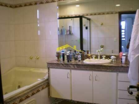 Casa, Estoril, 4 Quartos, 4 Vagas, 1 Suíte