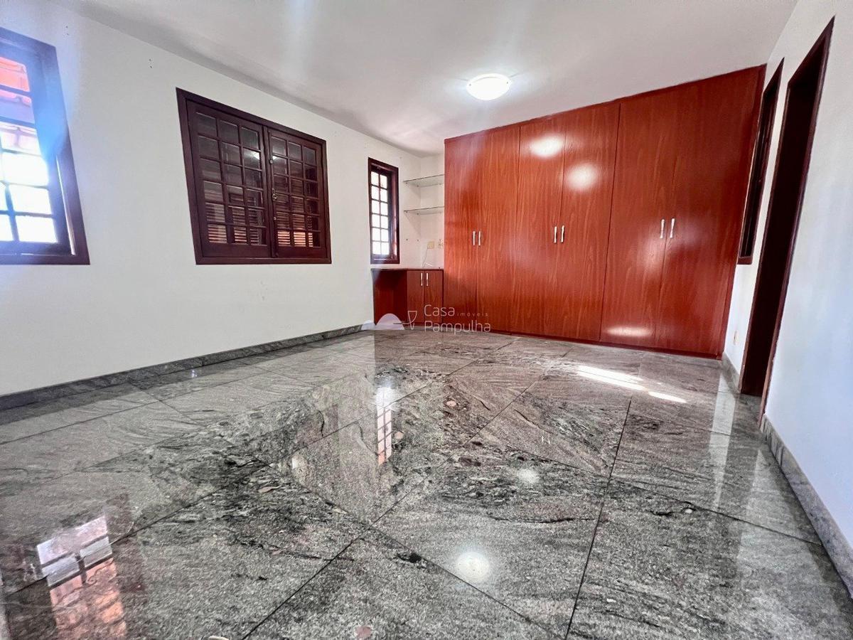 Casa, Planalto, 4 Quartos, 4 Vagas, 3 Suítes