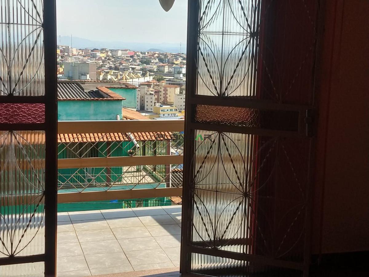 Casa, Bandeirantes, 4 Quartos, 1 Vaga