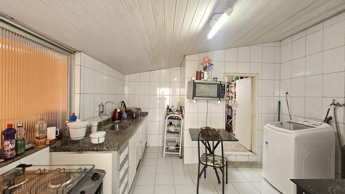 Casa, João Pinheiro, 3 Quartos, 2 Vagas, 1 Suíte