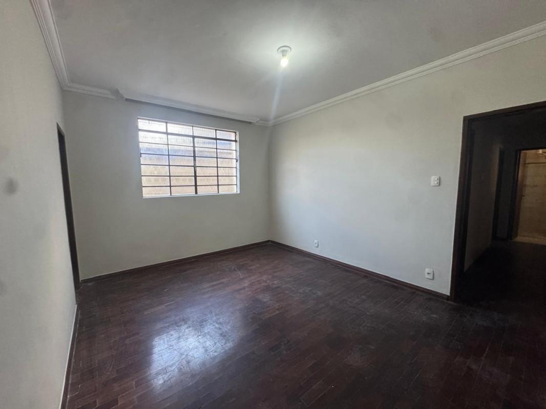 Casa, Padre Eustáquio, 3 Quartos, 1 Vaga, 1 Suíte