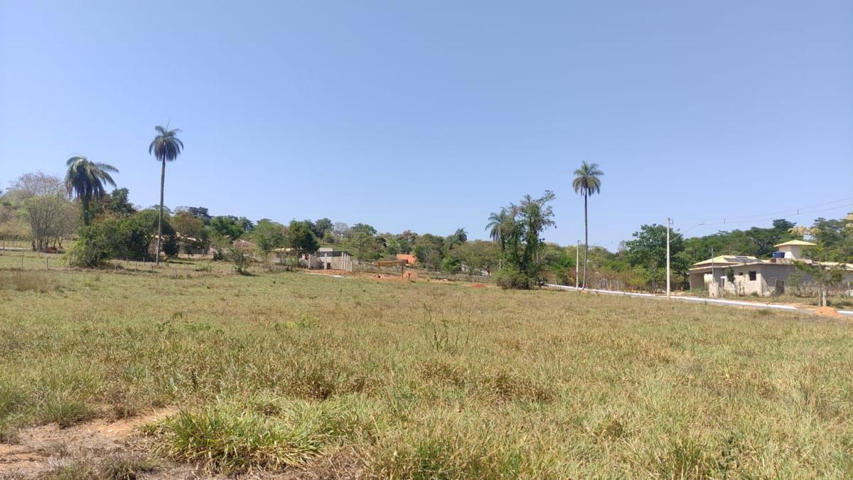 Lote, Canto da Siriema, 0 Quarto, 0 Vaga