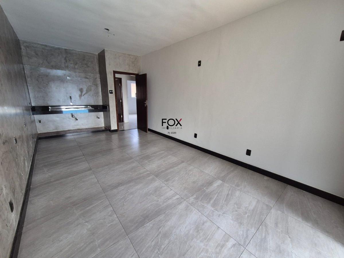 Casa, Alípio de Melo, 3 Quartos, 4 Vagas