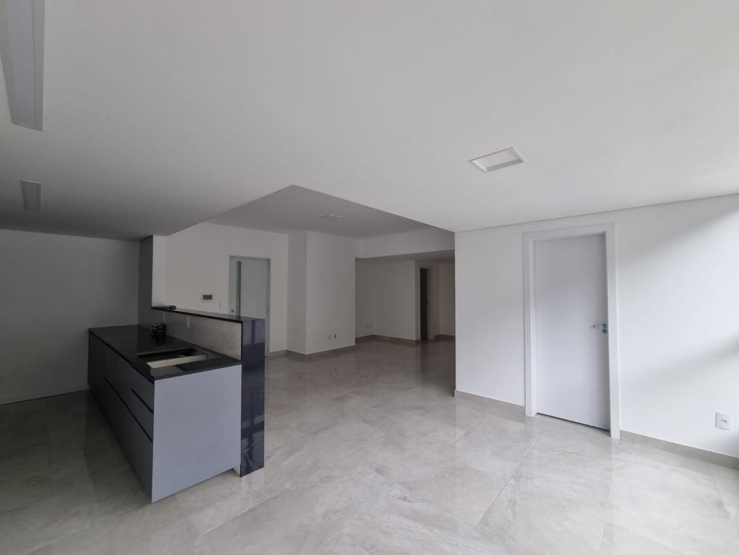 Apartamento, Jardim Riacho das Pedras, 3 Quartos, 4 Vagas, 3 Suítes