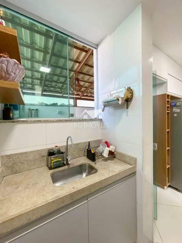 Apartamento, Miramar (barreiro), 2 Quartos, 2 Vagas, 1 Suíte
