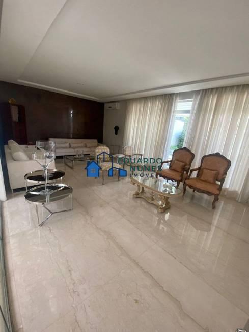 Casa, Cidade Jardim, 7 Quartos, 12 Vagas, 3 Suítes