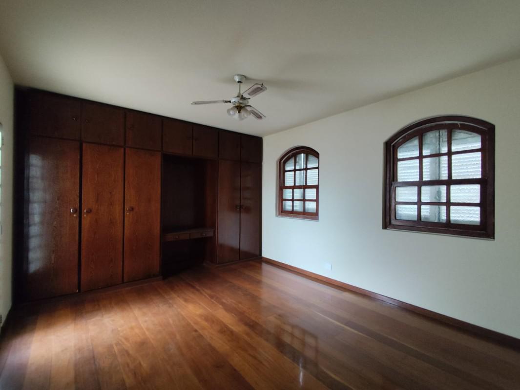 Casa, Carlos Prates, 5 Quartos, 7 Vagas, 1 Suíte