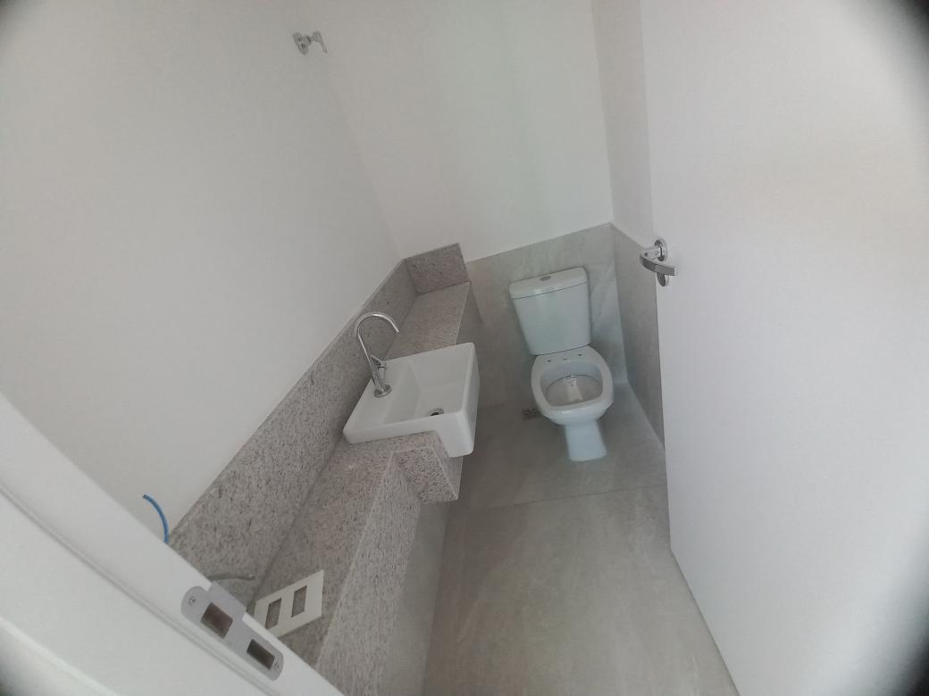 Cobertura, Serra, 2 Quartos, 2 Vagas, 1 Suíte