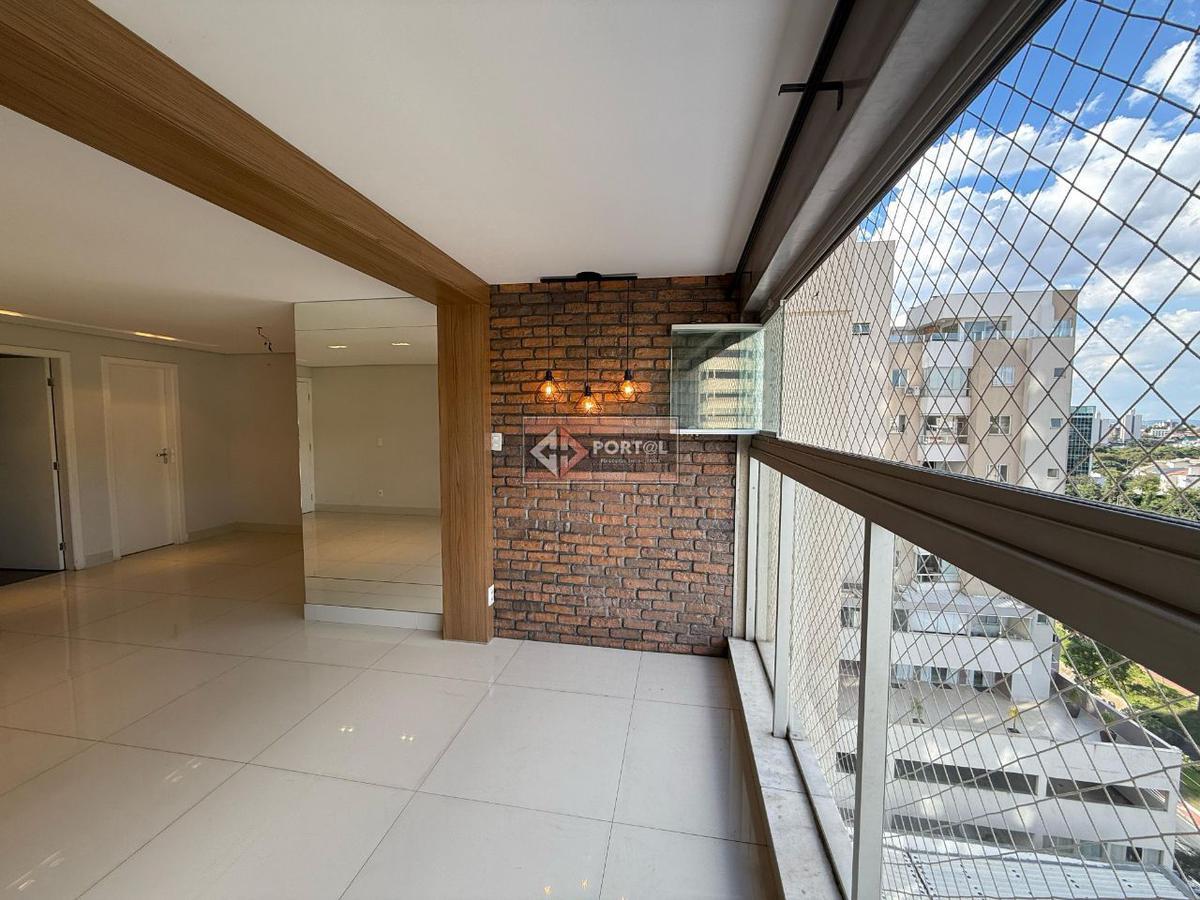 Apartamento, Castelo, 4 Quartos, 2 Vagas, 1 Suíte