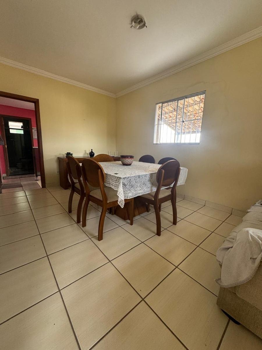 Casa, Lagoa, 3 Quartos, 5 Vagas, 1 Suíte