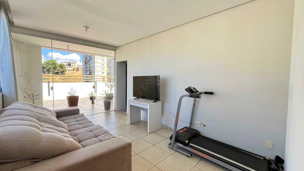 Cobertura, Luxemburgo, 4 Quartos, 2 Vagas, 1 Suíte