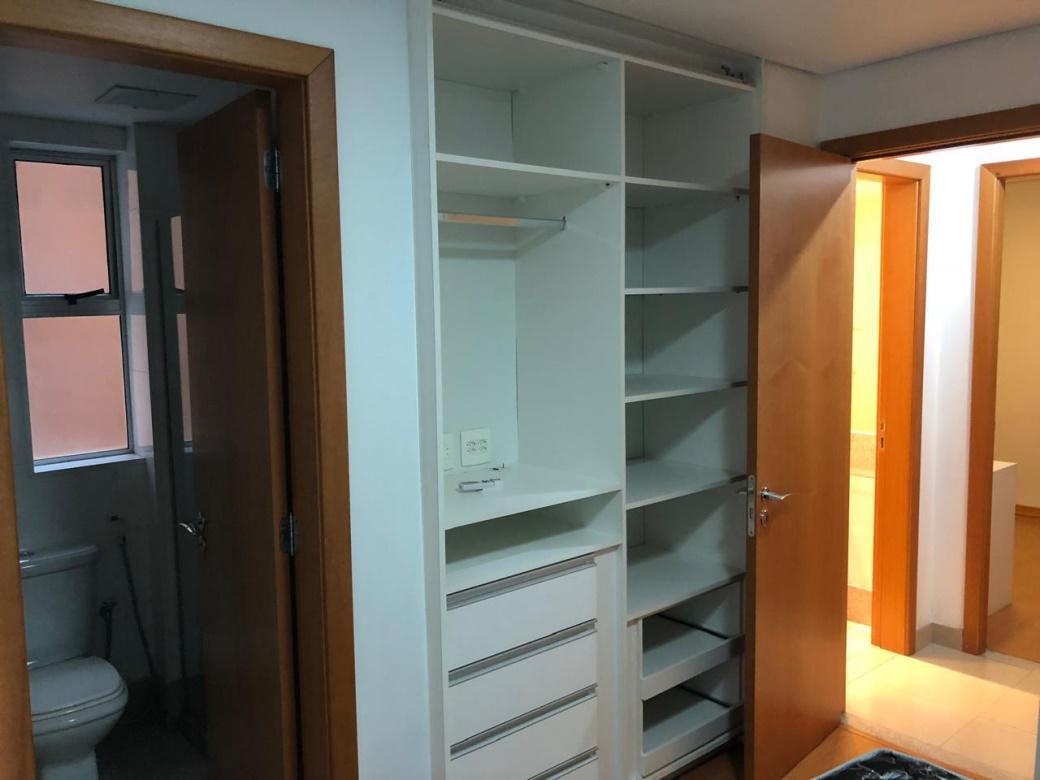 Apartamento, Funcionários, 2 Quartos, 2 Vagas, 1 Suíte