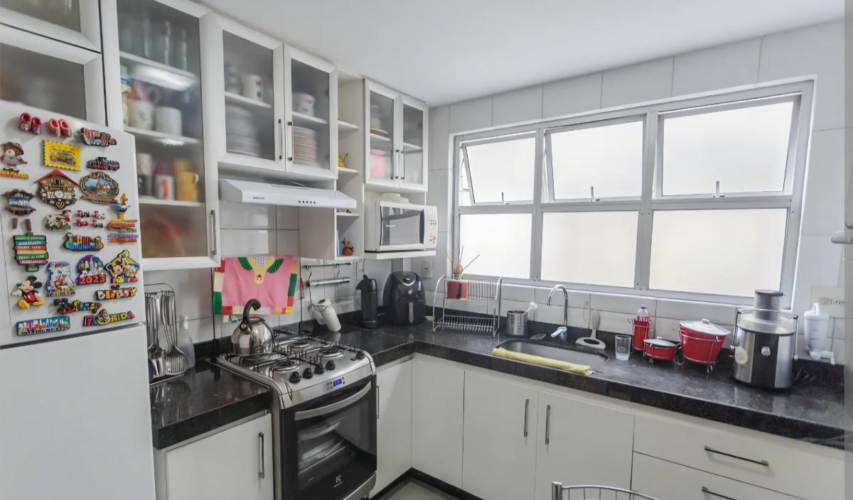 Apartamento, Sagrada Família, 3 Quartos, 2 Vagas, 1 Suíte