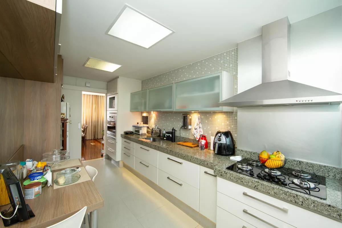 Apartamento, Santa Lúcia, 3 Quartos, 1 Vaga, 1 Suíte