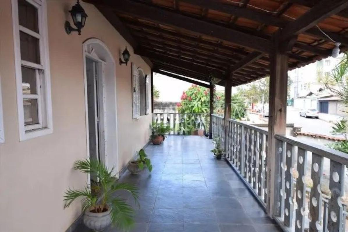 Casa, Camargos, 4 Quartos, 10 Vagas