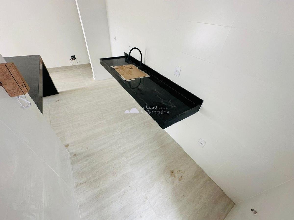 Apartamento, Itapoã, 4 Quartos, 2 Vagas, 2 Suítes