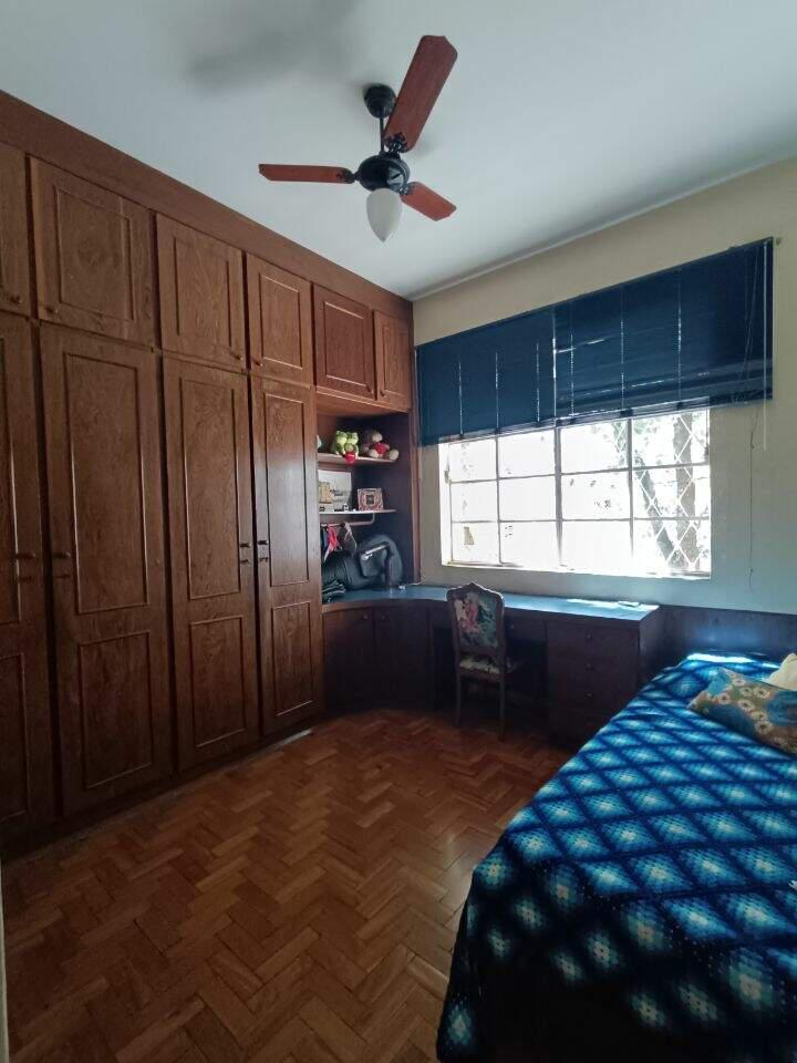 Prédio, Santo Antônio, 7 Quartos, 3 Vagas, 1 Suíte