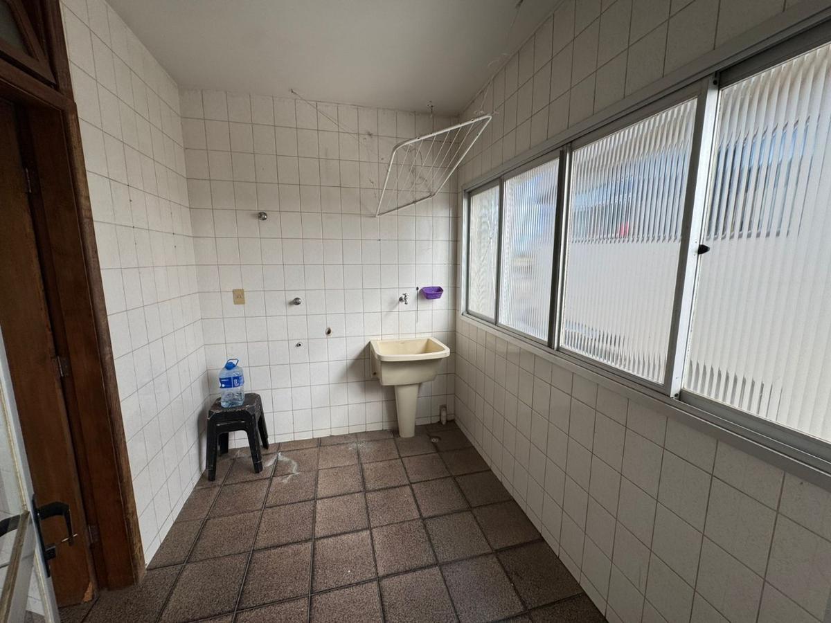 Apartamento, Fernão Dias, 2 Quartos, 0 Vaga, 1 Suíte