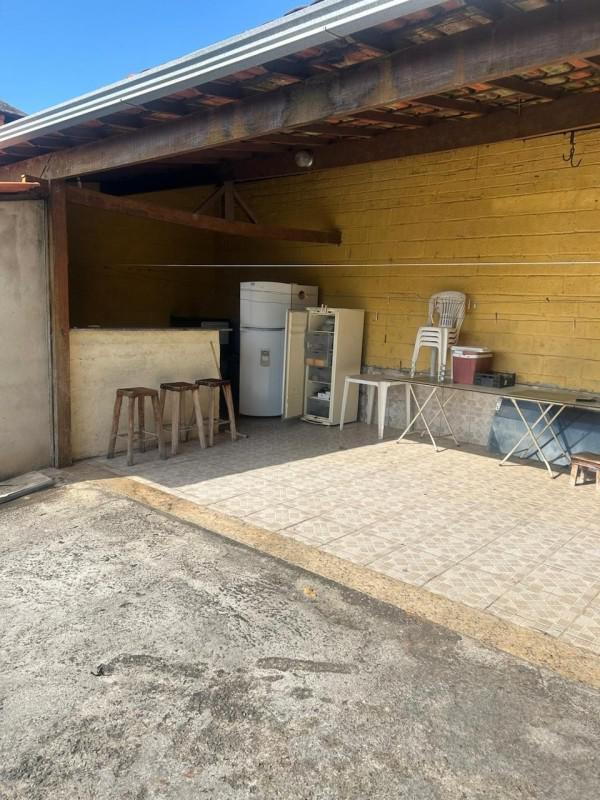 Casa, Pirajá, 3 Quartos, 8 Vagas, 1 Suíte