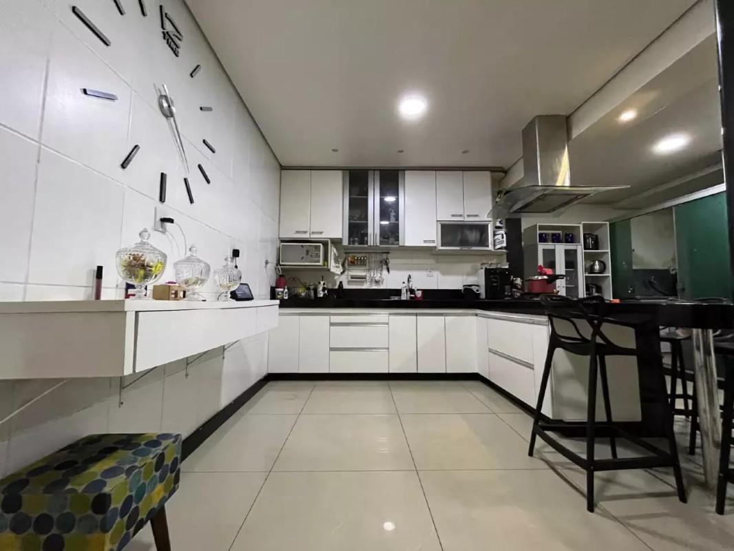 Casa, Santa Helena, 3 Quartos, 2 Vagas, 1 Suíte