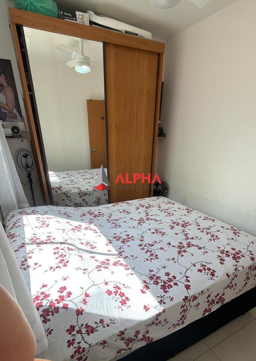 Apartamento, Miramar (barreiro), 2 Quartos, 1 Vaga