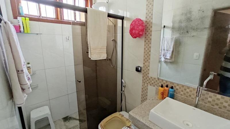 Casa, Braúnas, 3 Quartos, 8 Vagas, 2 Suítes