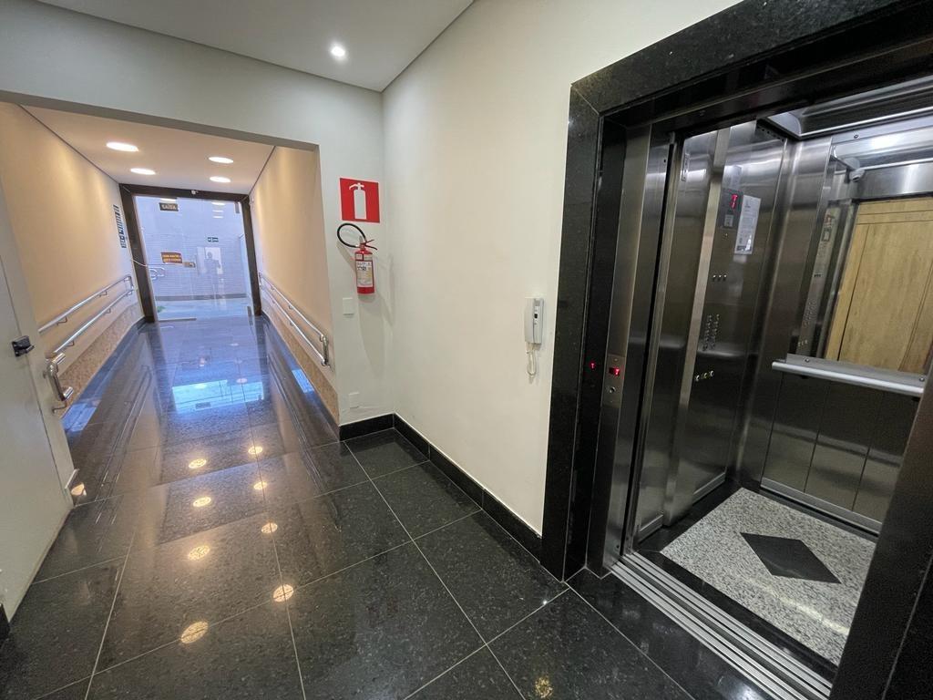 Cobertura, Serrano, 4 Quartos, 2 Vagas, 2 Suítes