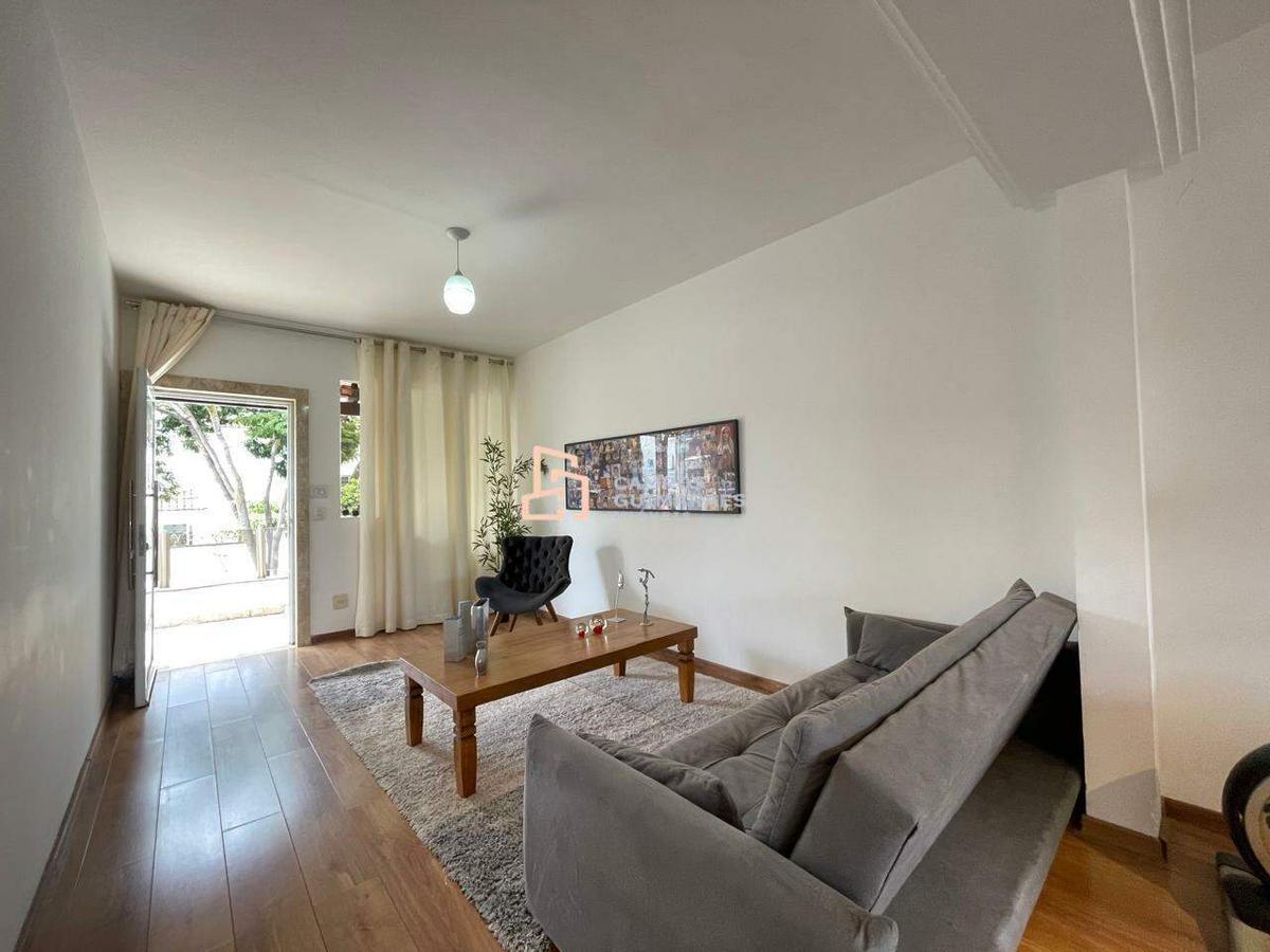 Casa, Castelo, 5 Quartos, 7 Vagas, 1 Suíte
