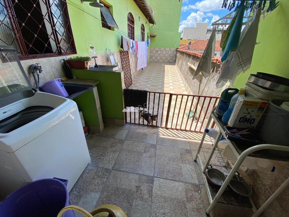 Casa, São João Batista (venda Nova), 3 Quartos, 2 Vagas, 1 Suíte