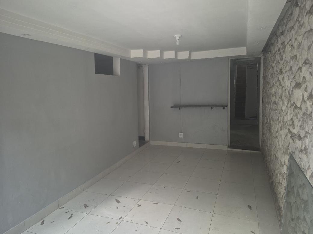 Sala, Lourdes, 2 Quartos, 0 Vaga