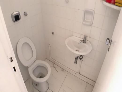 Sala, Centro, 0 Quarto, 1 Vaga